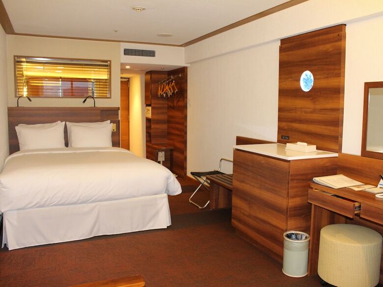 Sunmarina Hotel