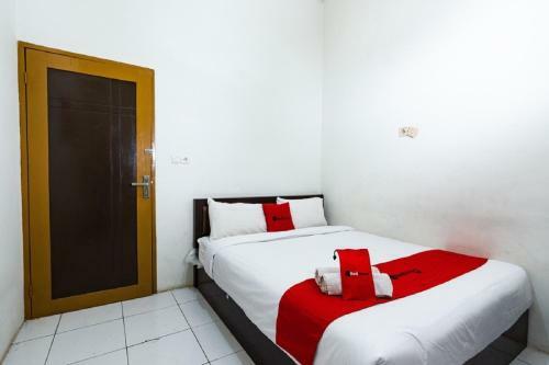 Hotel Reddoorz @ Hertasning Area 2