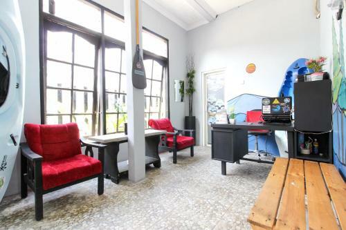 Hostal Reddoorz Near Graha Saba Ugm