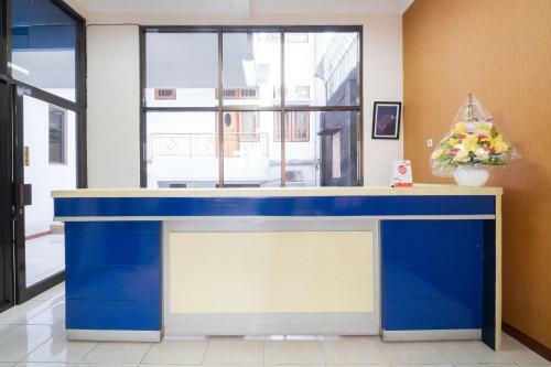 Hotel Oyo 2469 Sutomo Homestay