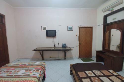 Oyo 90283 Hotel Rajadani Ackni