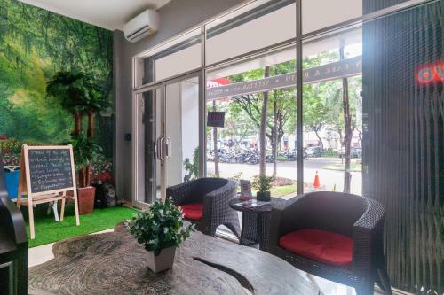Hotel Oyo 3216 Ellegan Residence