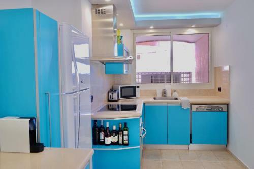 Amdar Residence Apartment - Private Pool, Sea View & Sauna