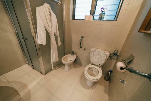 Two Bedroom Apartment In Frishman