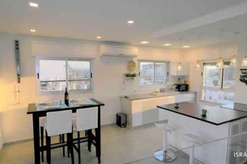 Apartamento Rothschild Area - Luxury Duplex Penthouse