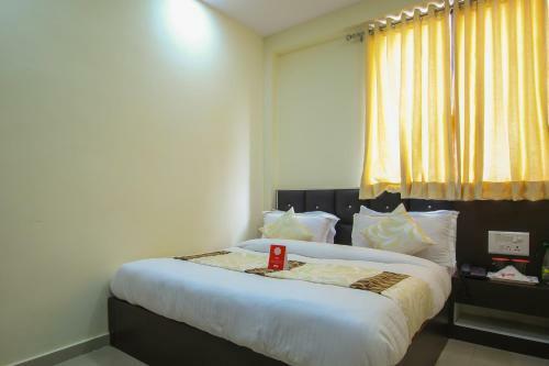 Oyo 8814 Hotel Cg Plaza