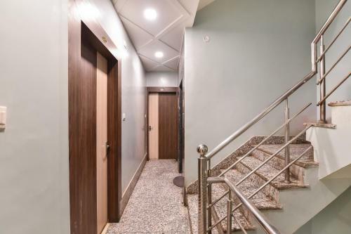 Oyo 19832 Hotel New Mahatma