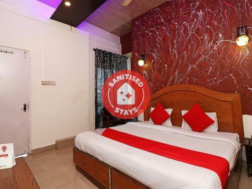 Oyo 75892 Hotel Krishna Palace