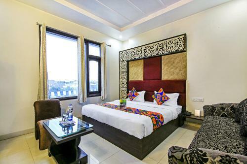 Fabhotel Nayyar Hussainpura Chowk