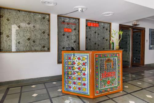 Oyo 71204 Hotel New Grace