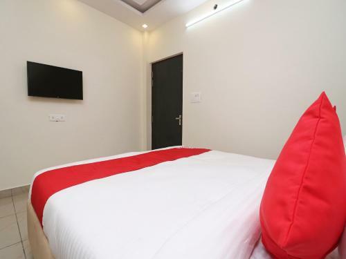Hotel Oyo 15431 Elibrista