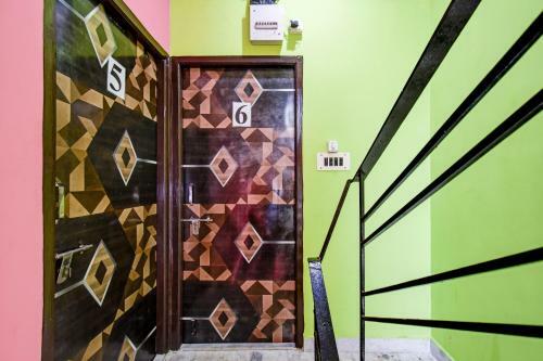 Oyo 74265 Hotel Diamond Palace