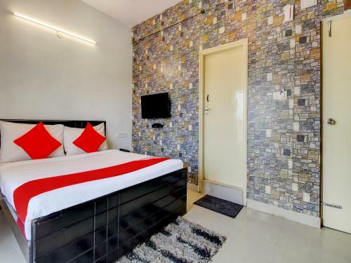 Hotel Oyo 74308 Kings Suites