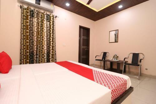 Hotel Oyo 28338 New Life