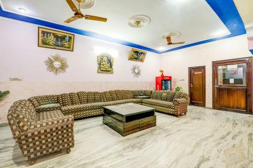 Hotel Oyo Flagship 76487 Vasundhra Inn