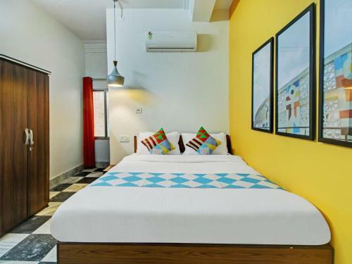 Hotel Oyo Flagship 47211 Comfortable Stay Behala