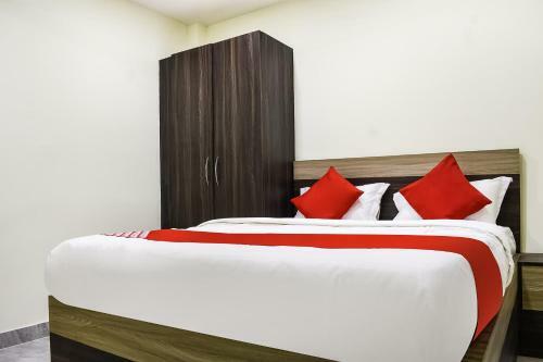 Hotel Oyo 68832 S&h Residency