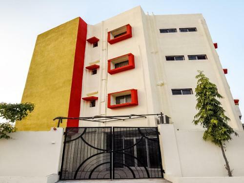 Hotel Oyo 48017 Shubham Residency