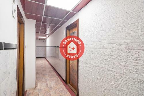Oyo 71397 Hotel Guru