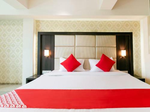 Oyo 36215 Hotel Pearl Residency