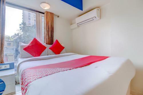 Oyo 71140 Hotel Grand