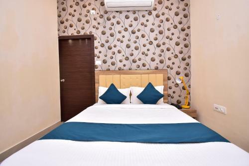 Hotel Silverkey Executive Stays 38545 Stay Hub Bhawanipur