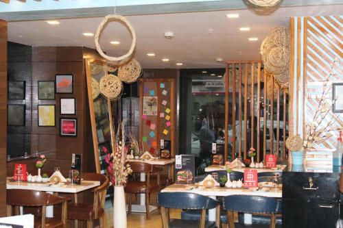 The Avenue Hotel Ballygunge