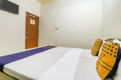 Hotel Spot On 67998 Ashoka Palace