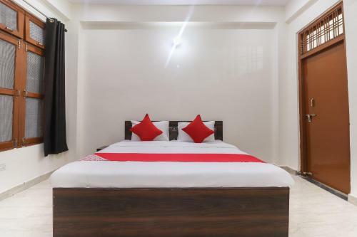 Oyo 46253 A R Hotel
