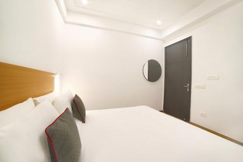 Hotel Oyo Townhouse 179 Daffodils Sector 52