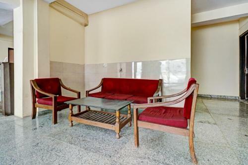 Hotel Oyo 79653 Collection O Tipsy Inn