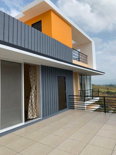 Villa Royal Meadows - Igatpuri Bungalow A