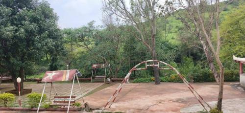 Hotel Golden Resort And Farm