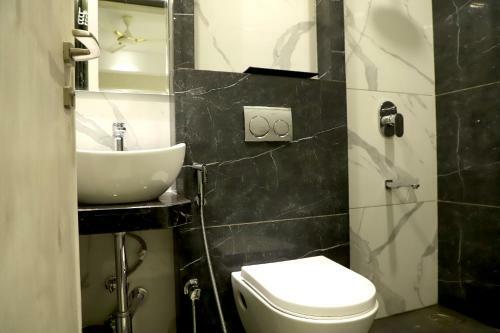 Hotel Grand Girdhar