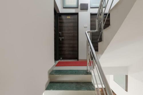 Hotel Oyo 36501 Royal Palace
