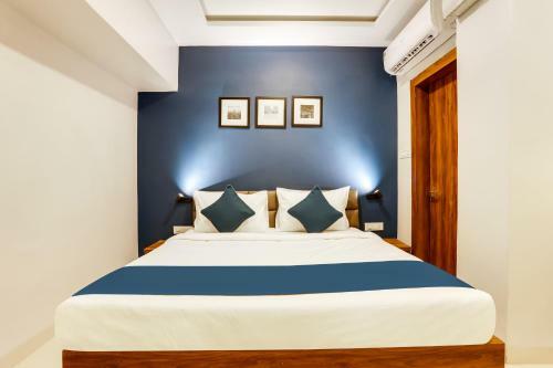 Hotel Silverkey Executive Stays 60501 Babul Nagar