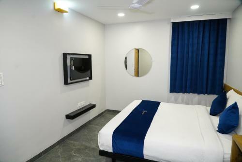 Hotel Cherry Stay Hello Homz Luxuria