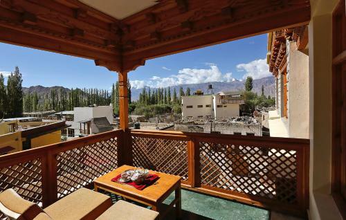 Hotel Ladakh Residency