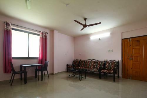Hostal Oyo Home 79921 Modern Studios Margao