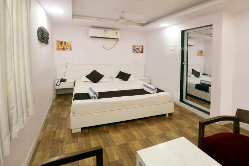 Hotel Pali Village Resort