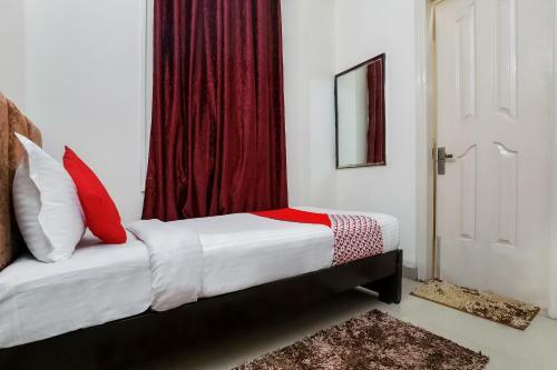 Hotel Oyo 24436 Ymd 7 Grand