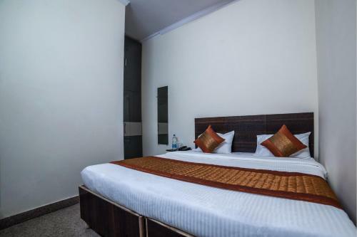 Oyo 14388 Hotel Good Day Inn