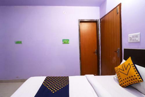Hotel Spot On 63051 Metro Palace