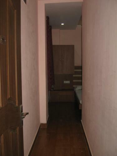 Hotel S B Guest House