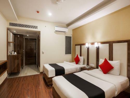 Hotel Capital O 75127 The Grand Jaycee