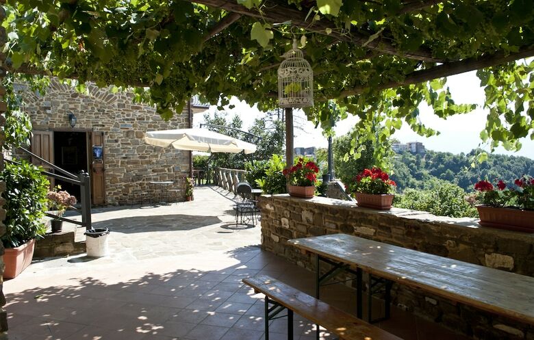 Agroturismo La Fontana Dei Monaci Di Stefania Astore