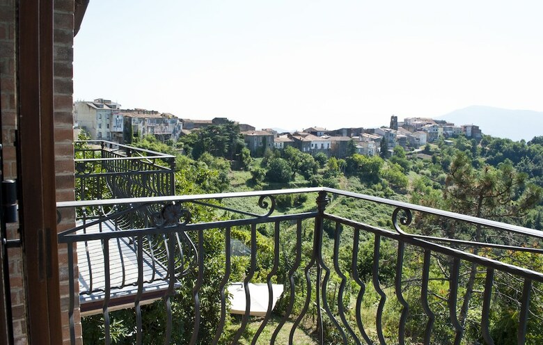 Agroturismo La Fontana Dei Monaci Di Stefania Astore