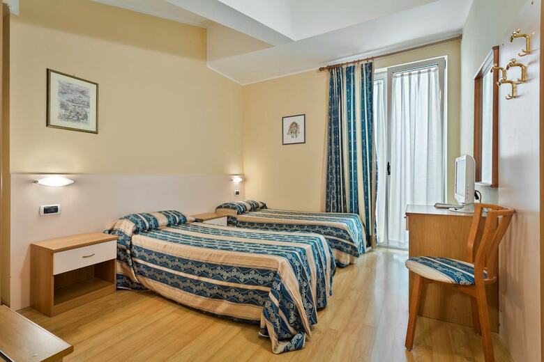 Hotel Due Laghi