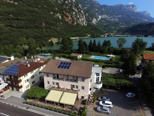 Hotel Albergo Miralaghi
