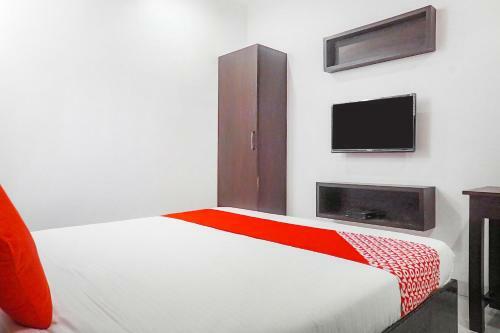 Hotel Oyo 15741 Z Inn